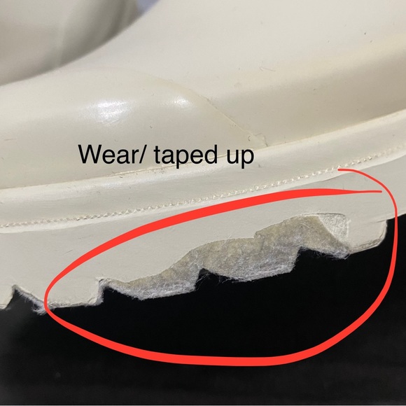 MICHAEL Michael Kors Beige Sand Textured Rubber Lugged Soles Rain Boots Size 8 - Picture 16 of 16